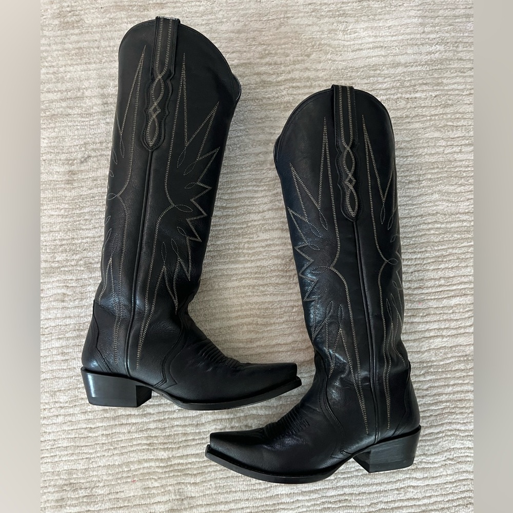 Tecovas The Loretta - Midnight Goat